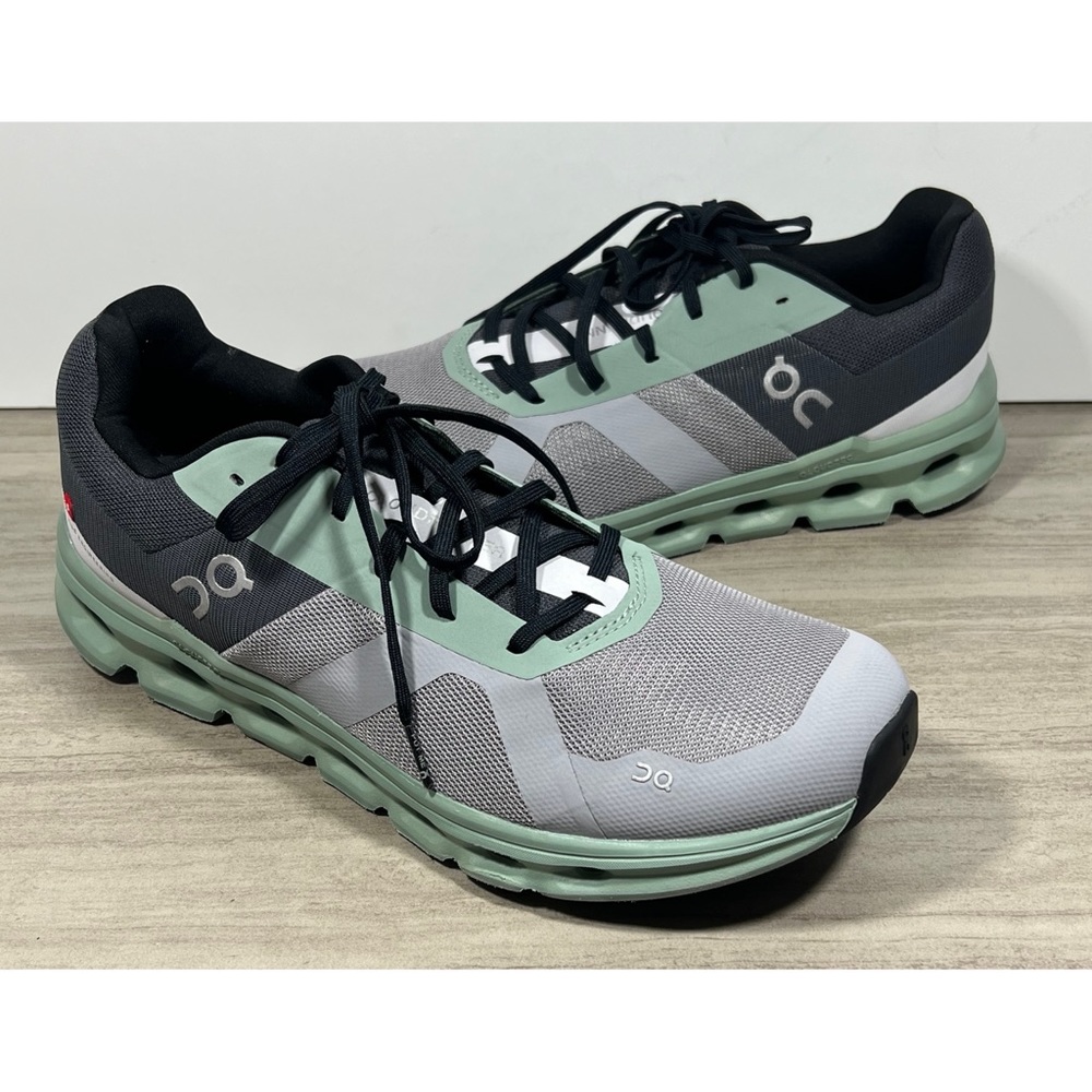 ++Men On Cloud Runner Lace Up Sneaker In Green Size 11.5